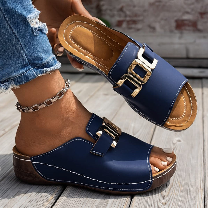 Capella – Effortless Style, All-Day Comfort