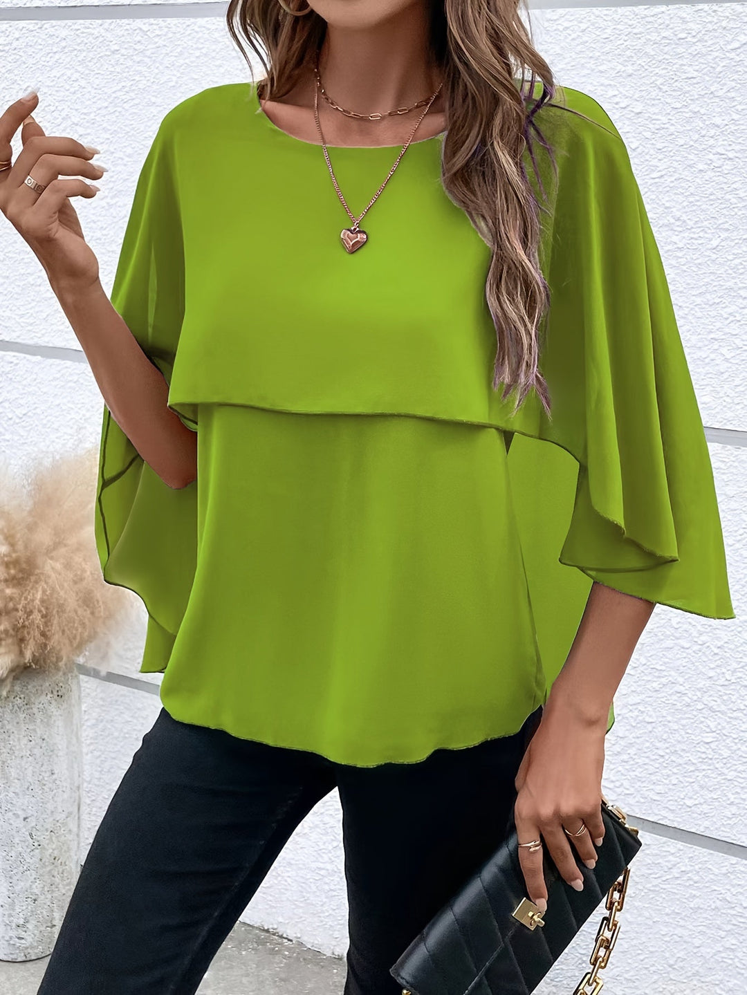 Lina – Asymmetrical Hem Round Neck Blouse