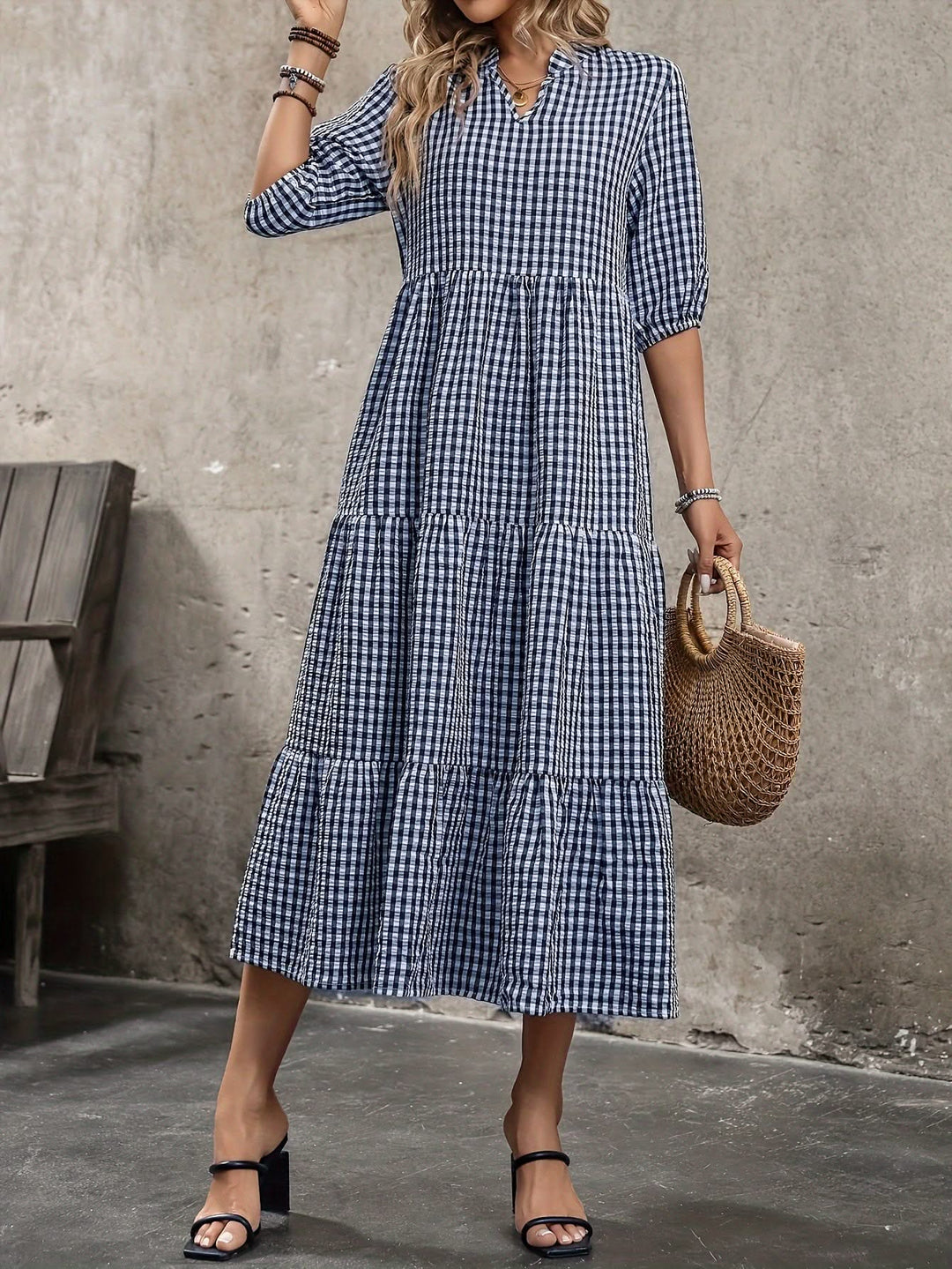 Liora – Sleeveless Maxi Dress