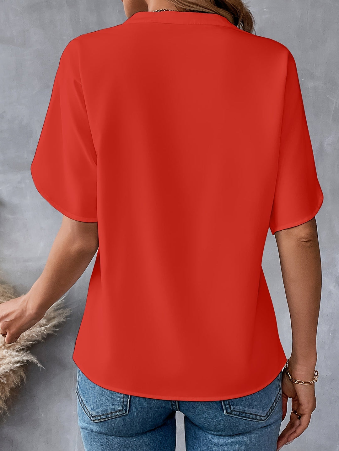 Elara – Notch Neck Split Sleeve Blouse