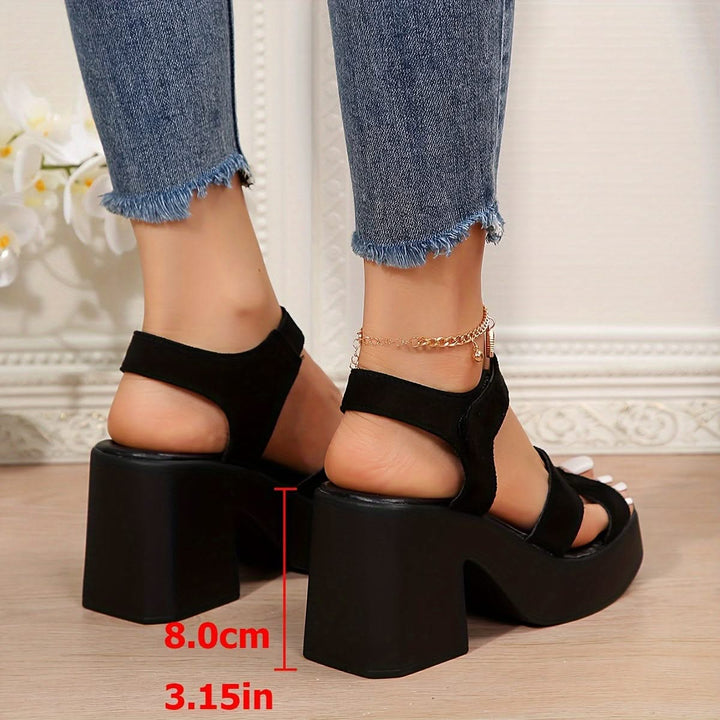 Carmela – Bold Elegance, Lasting Comfort