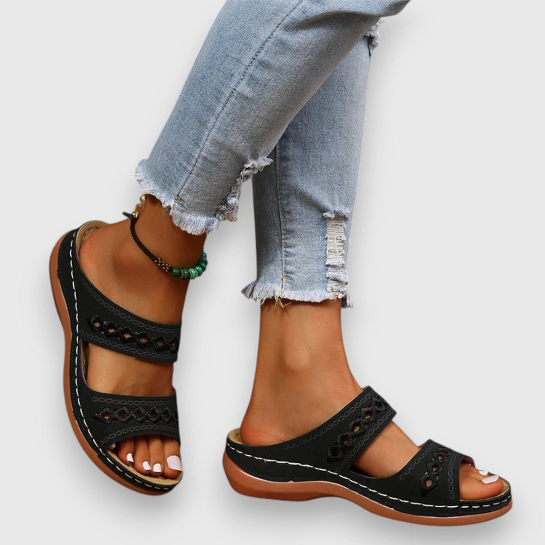 Luma – Duo Panel Sandals