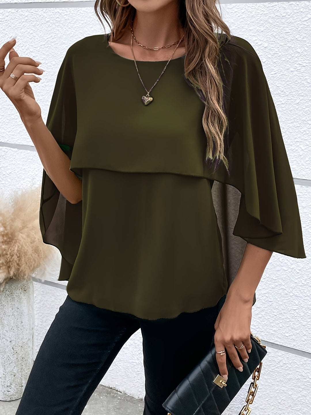 Lina – Asymmetrical Hem Round Neck Blouse