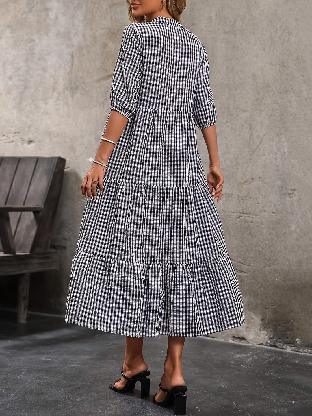 Liora – Sleeveless Maxi Dress