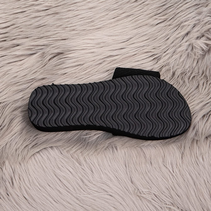 Saphira – Bold Style, Effortless Comfort