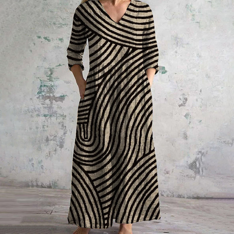 Everyday Chic Dress - Relaxed Fit
