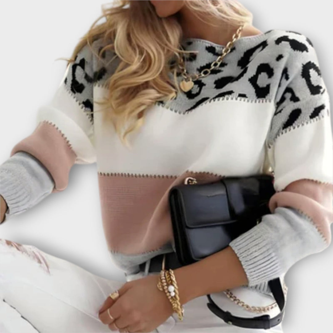 Cheyenne - Casual Sweater with Leopard Print Design