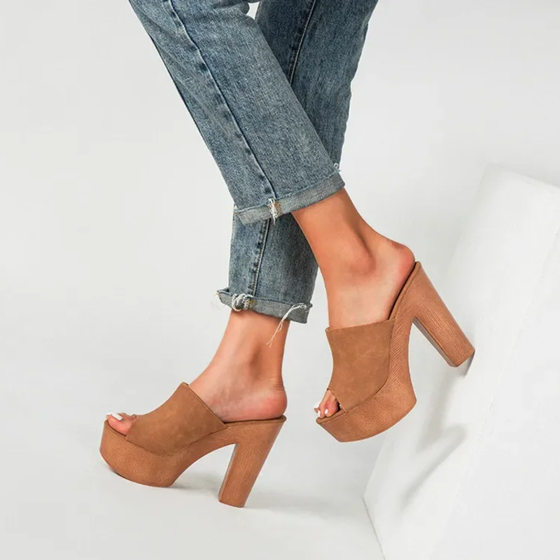 Siena Platform Sandals