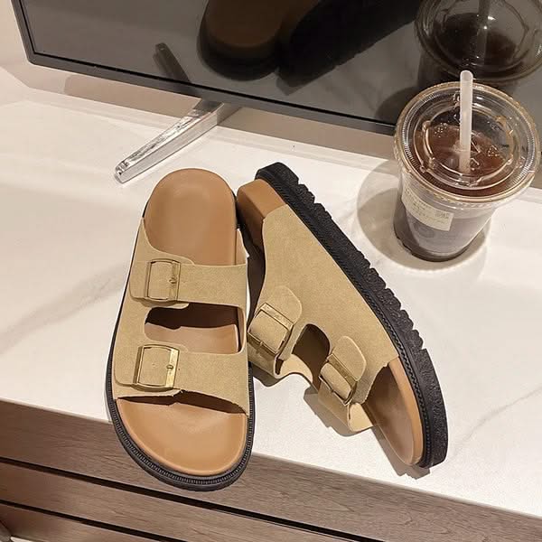 Capri Comfort Buckle Slide – Soft Support with Everyday Style