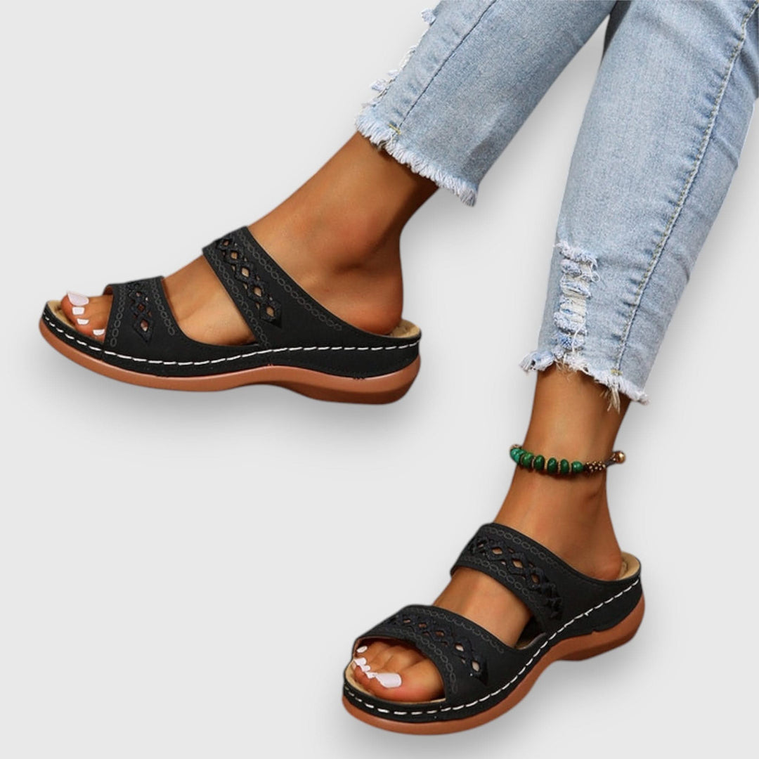 Luma – Duo Panel Sandals