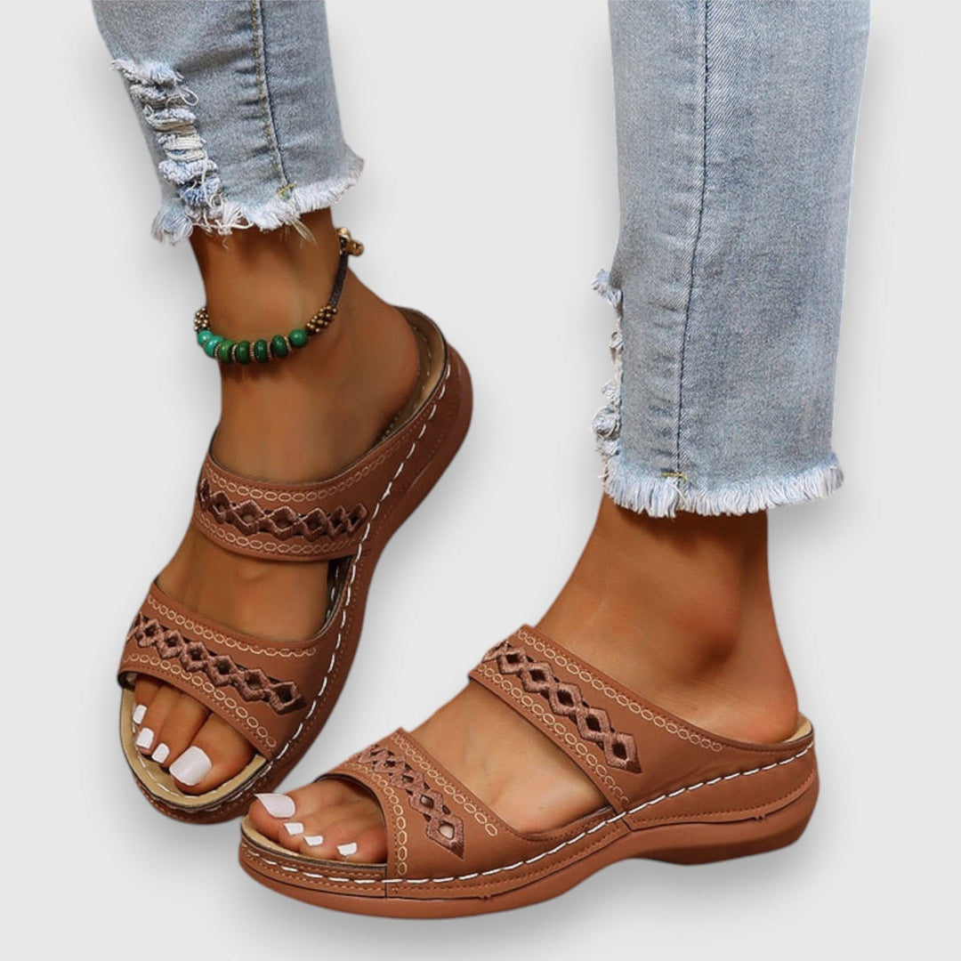 Luma – Duo Panel Sandals