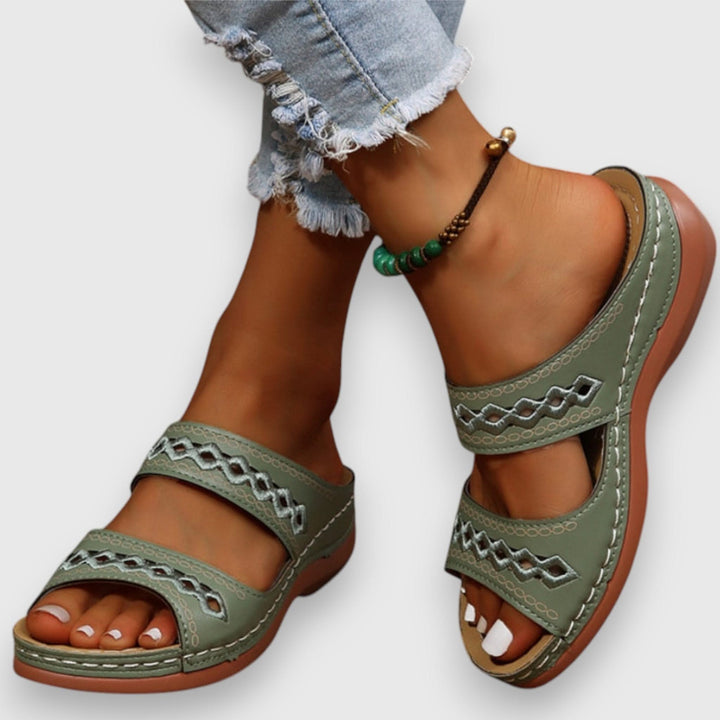 Luma – Duo Panel Sandals