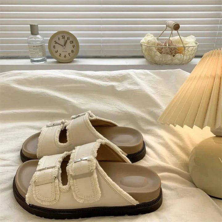 Capri Comfort Buckle Slide – Soft Support with Everyday Style