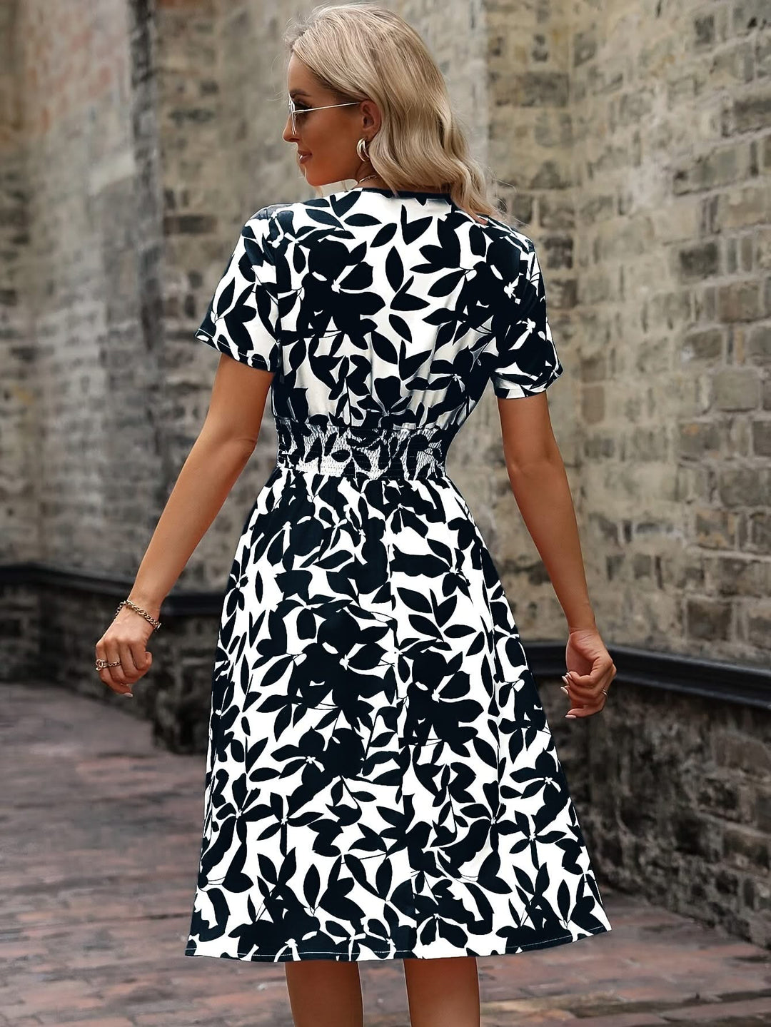 Belle – Ruffle Sleeve Dress
