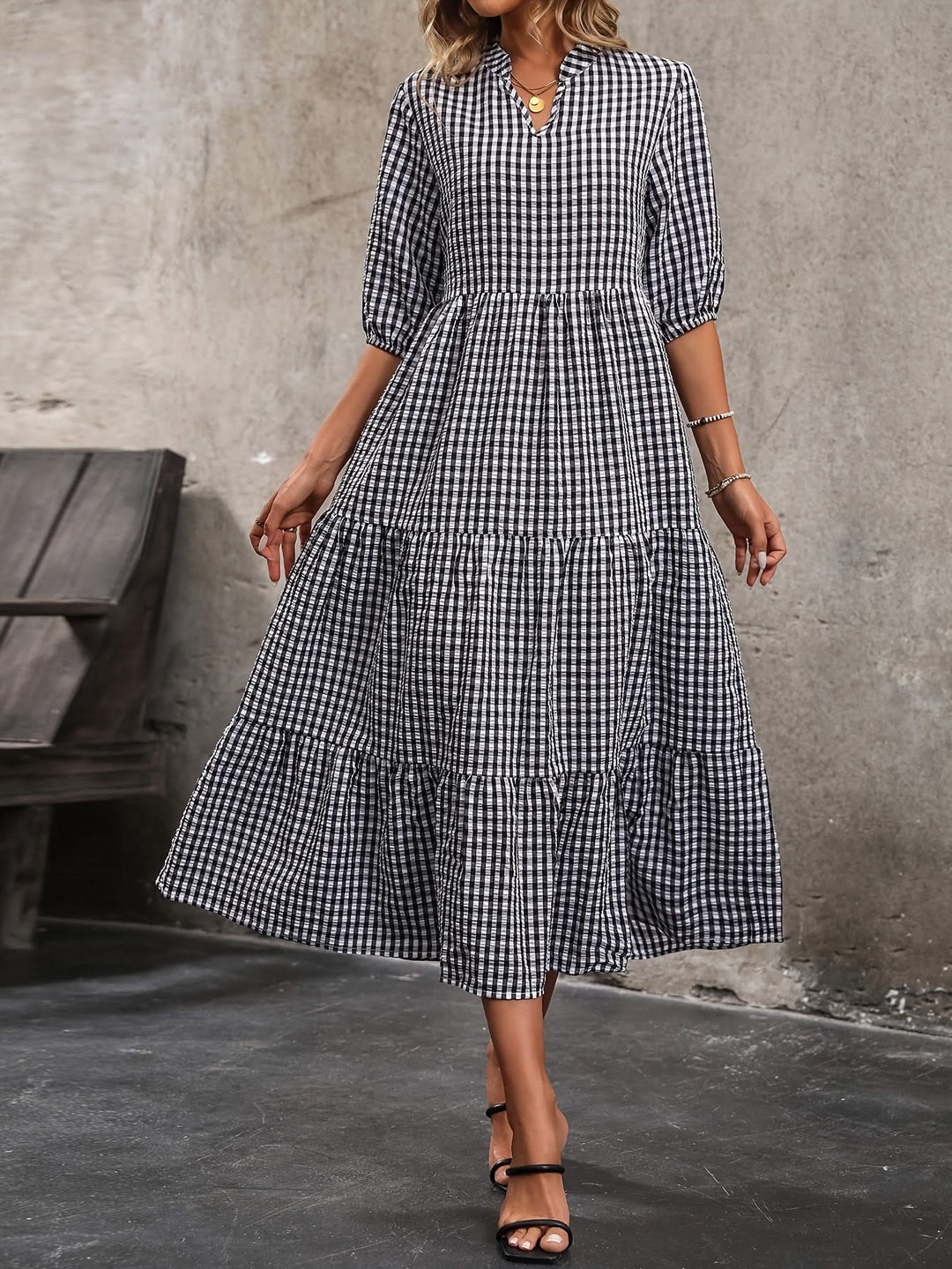 Liora – Sleeveless Maxi Dress