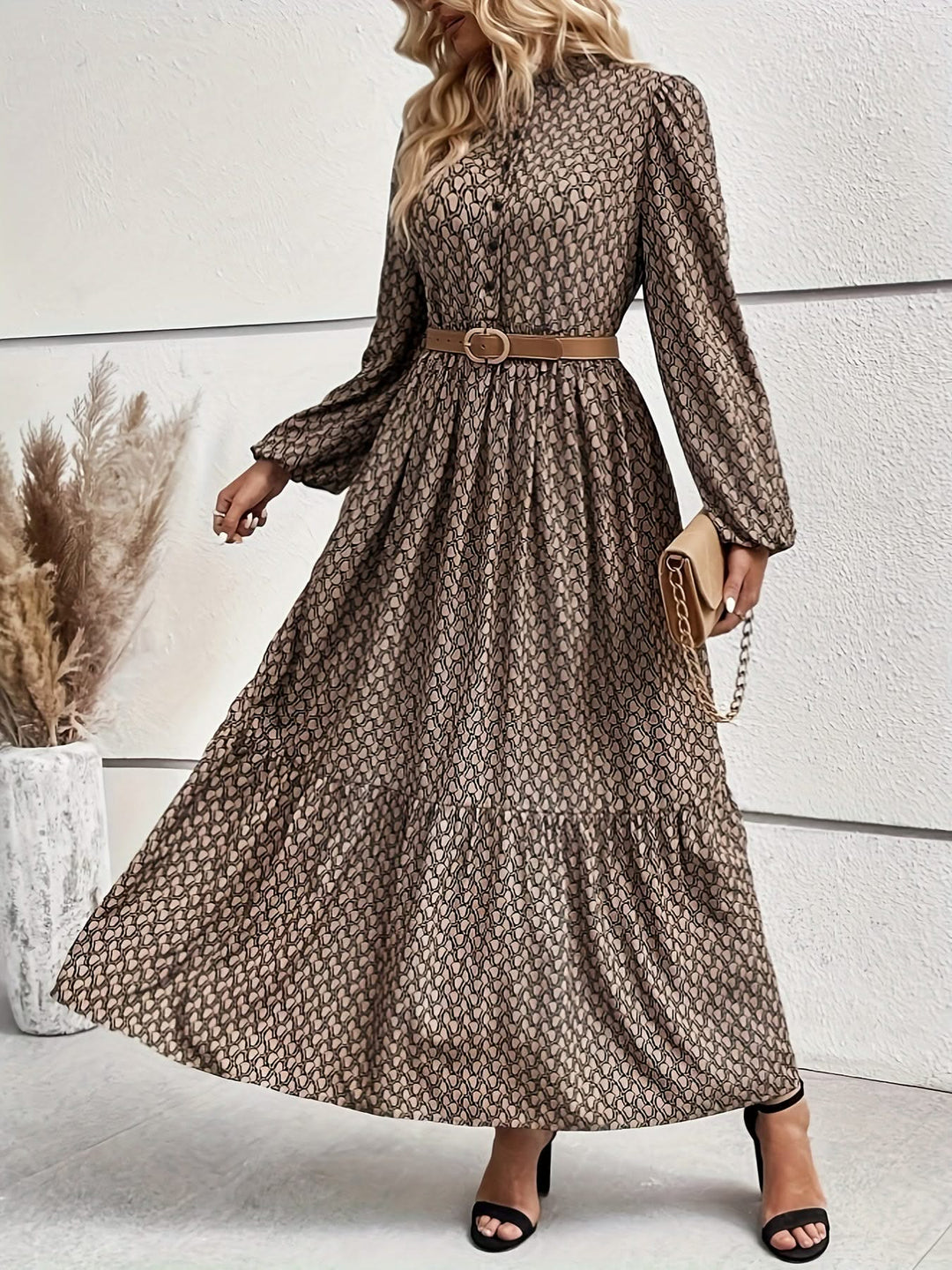Isabella – Tummy-Friendly Ruffle Dress